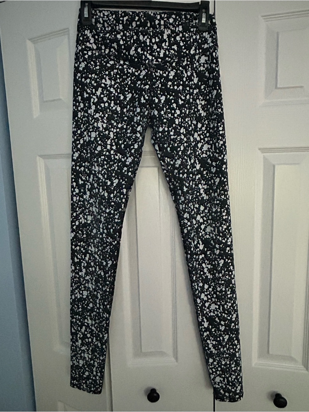 Fabletics Black and White Splatter Print Jeggings